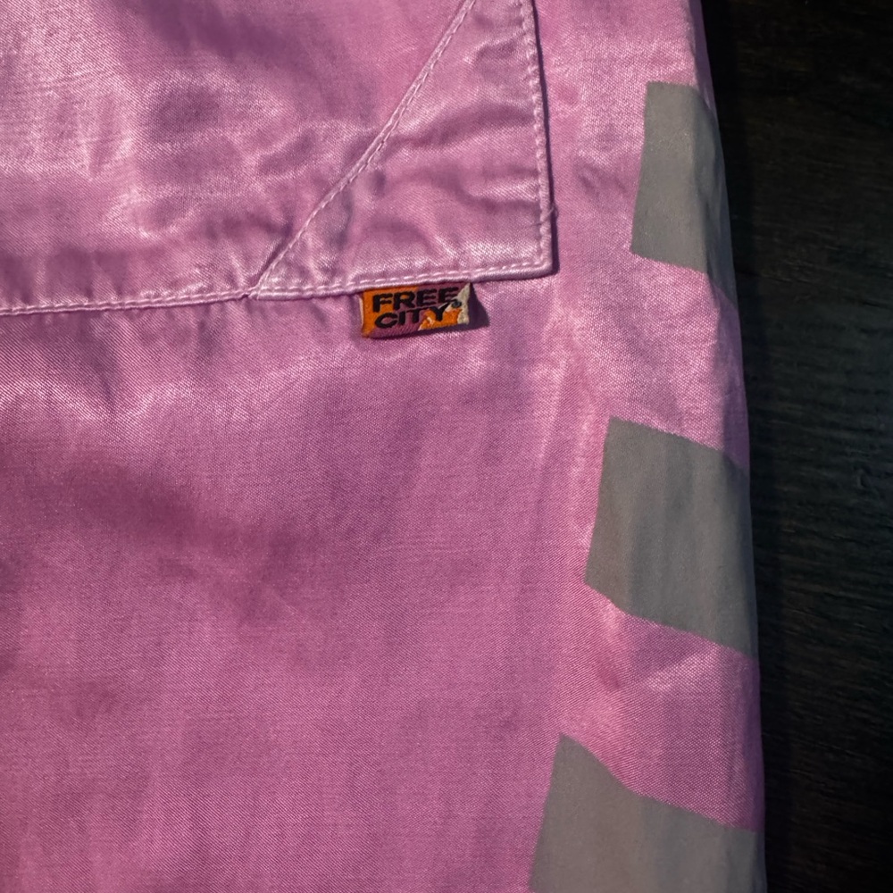 FREE CITY SATIN JUMP PANT IN PINK CLOUD. 🩷 - Picture 5 of 7